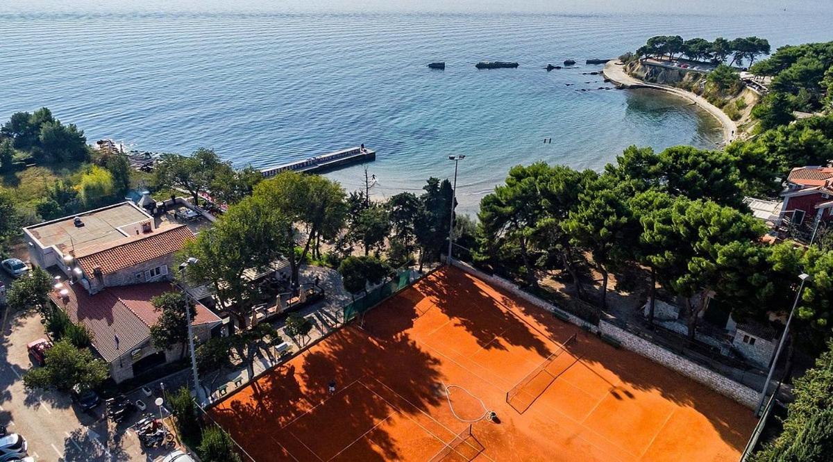 Firule Tennis@Beach Apartment سبليت المظهر الخارجي الصورة